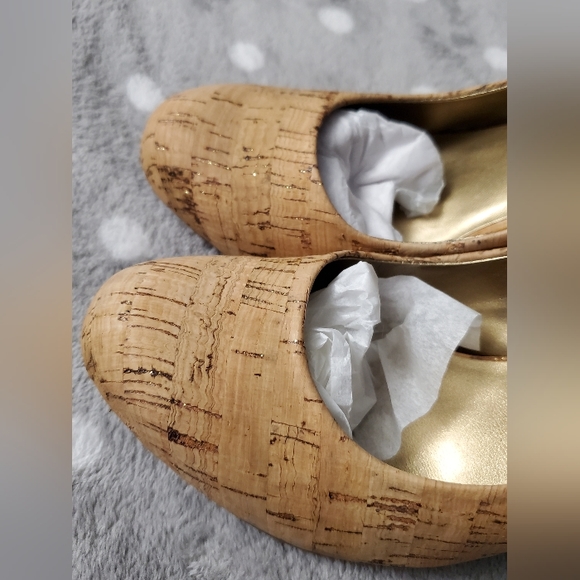 Brand new, never worn, Nine West heels - Picture 6 of 13